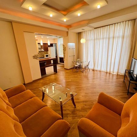 Four Seasons Apartment By Baku Housing Kültér fotó